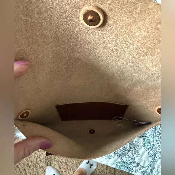 Brown Leather Clutch by - Picture 3 of 3